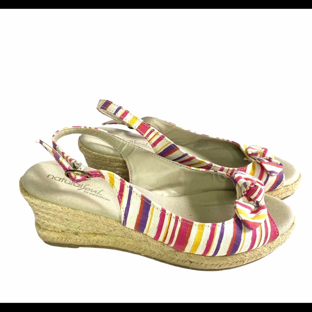 Natural Soul Size 8.5 Wedge Slingback Stripe Shoes